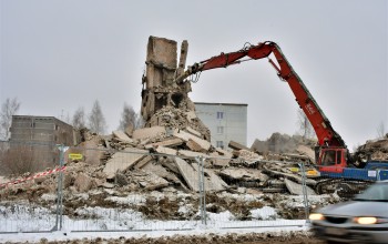 Darbi Viestura ielā 44