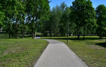 Gājēju un velobraucēju celiņa būvdarbi no Jēkabpils Pils mikrorajona uz Varoņu ielu