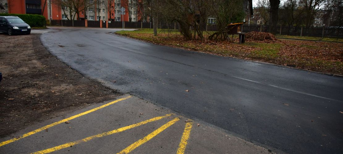 Atjaunots ceļa posms Torņa ielā